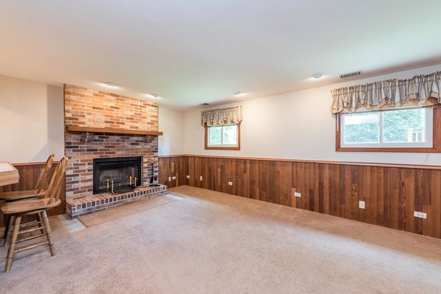 17505 W Woodland Drive, Grayslake, IL 60030