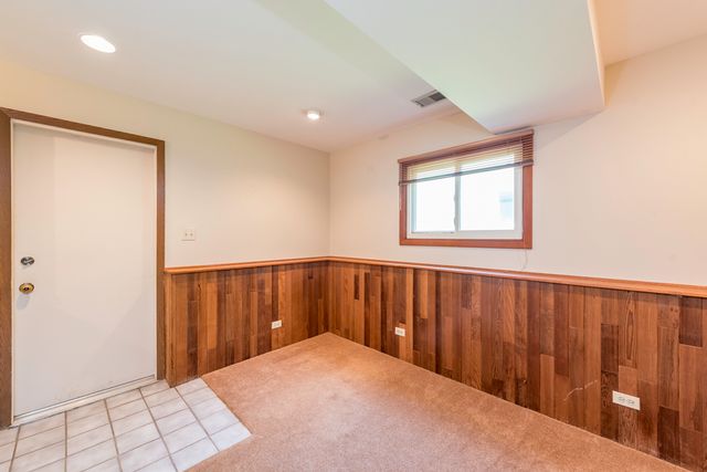 17505 W Woodland Drive, Grayslake, IL 60030