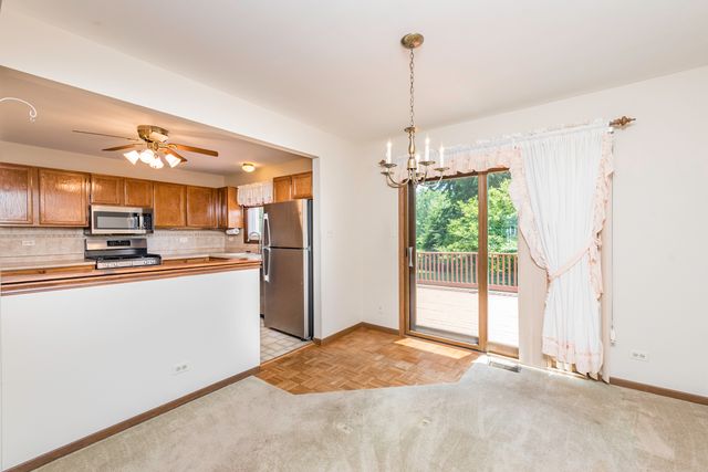 17505 W Woodland Drive, Grayslake, IL 60030