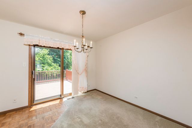 17505 W Woodland Drive, Grayslake, IL 60030