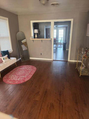 2312 15th Street, Lubbock, TX 79401