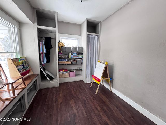 701 Brighton Avenue, Toledo, OH 43609