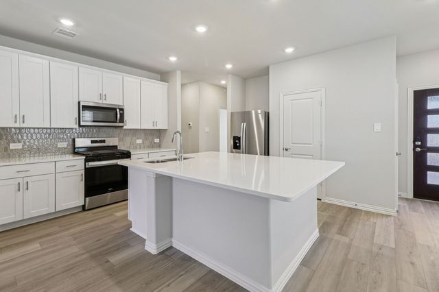 707 Dotty Drive, Princeton, TX 75071