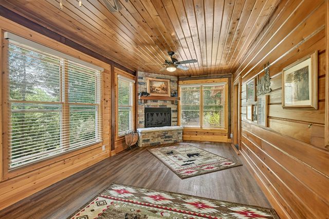 536 Delta Way, Blue Ridge, GA 30513