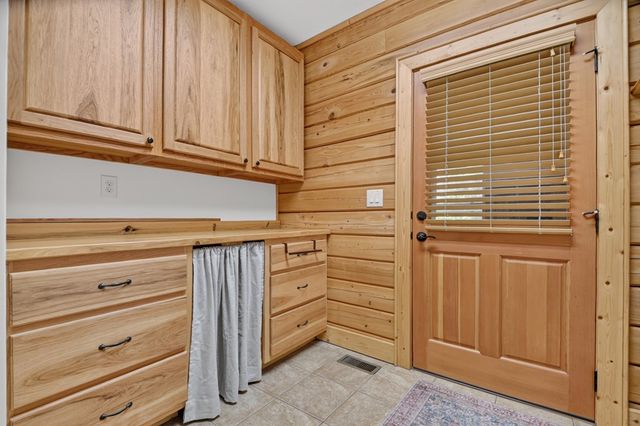 536 Delta Way, Blue Ridge, GA 30513