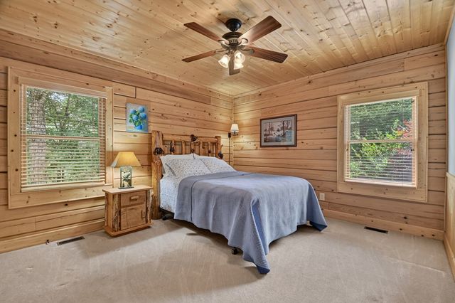 536 Delta Way, Blue Ridge, GA 30513