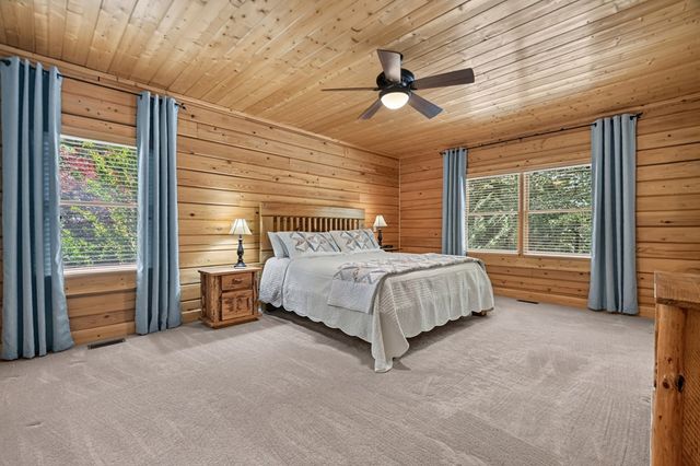 536 Delta Way, Blue Ridge, GA 30513