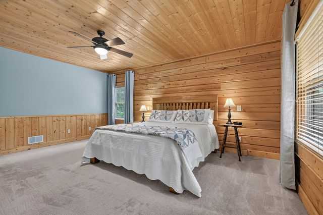 536 Delta Way, Blue Ridge, GA 30513