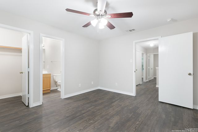 7814 Kingsbury Wood Unit 3, San Antonio, TX 78240