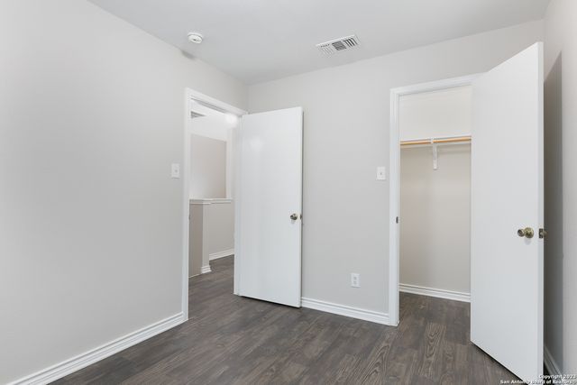 7814 Kingsbury Wood Unit 3, San Antonio, TX 78240