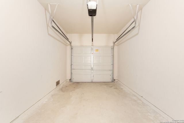 7814 Kingsbury Wood Unit 3, San Antonio, TX 78240