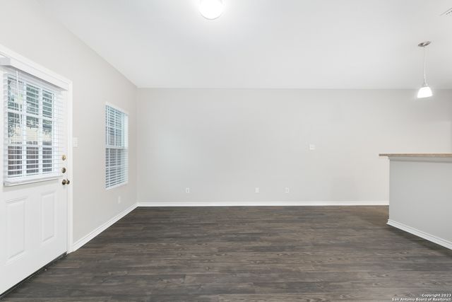 7814 Kingsbury Wood Unit 3, San Antonio, TX 78240