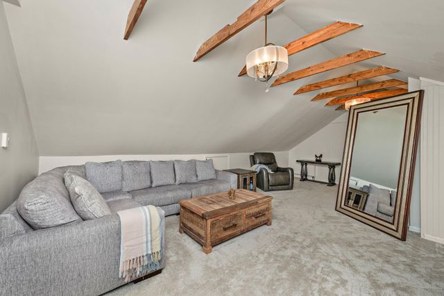 1110 Thomas Avenue N, Minneapolis, MN 55411