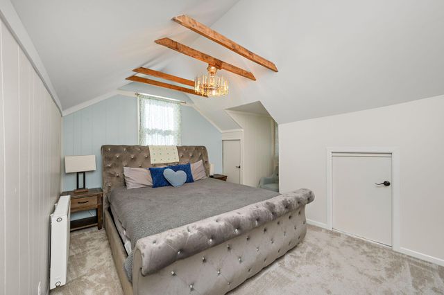 1110 Thomas Avenue N, Minneapolis, MN 55411