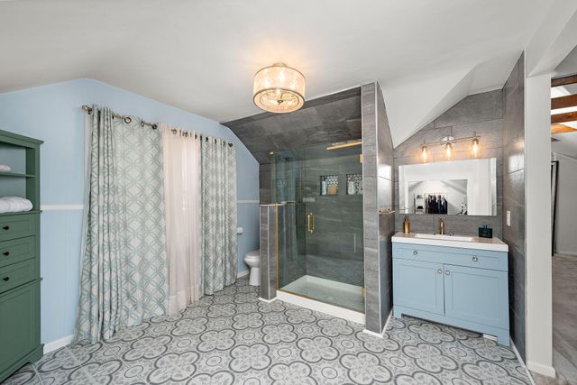 1110 Thomas Avenue N, Minneapolis, MN 55411