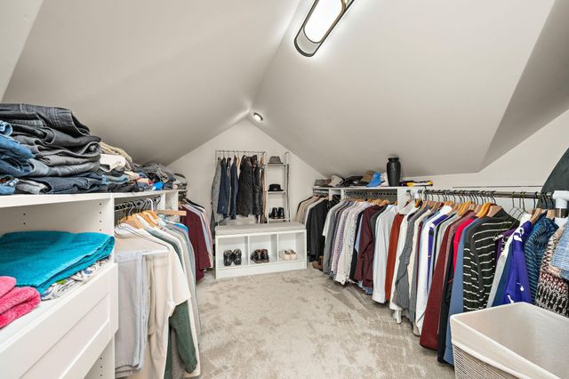 1110 Thomas Avenue N, Minneapolis, MN 55411