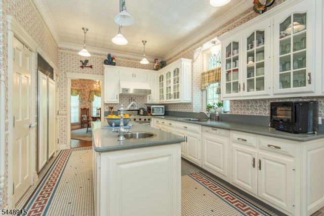 403 Stonetown Rd, Ringwood Boro, NJ 07456