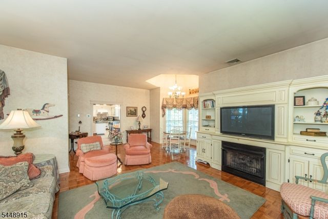 403 Stonetown Rd, Ringwood Boro, NJ 07456