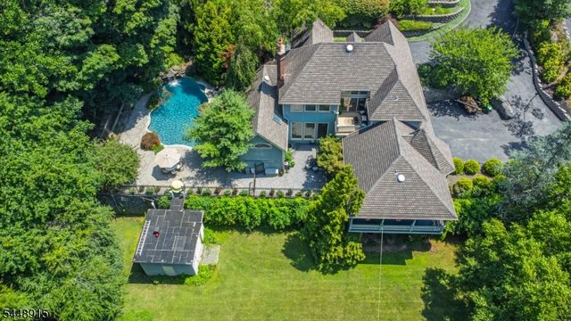 403 Stonetown Rd, Ringwood Boro, NJ 07456