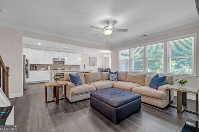 335 Parkside Meadow Drive SW, Marietta, GA 30064