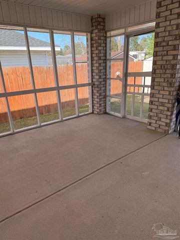 3322 Bliss Ln, Cantonment, FL 32533