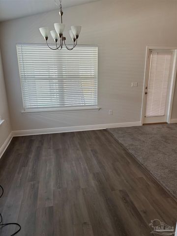 3322 Bliss Ln, Cantonment, FL 32533