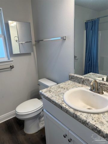 3322 Bliss Ln, Cantonment, FL 32533