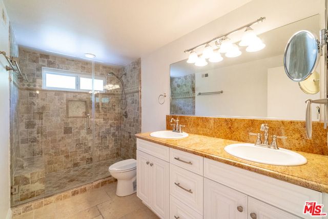 4220 Towhee Drive, Calabasas, CA 91302
