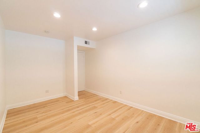 4220 Towhee Drive, Calabasas, CA 91302