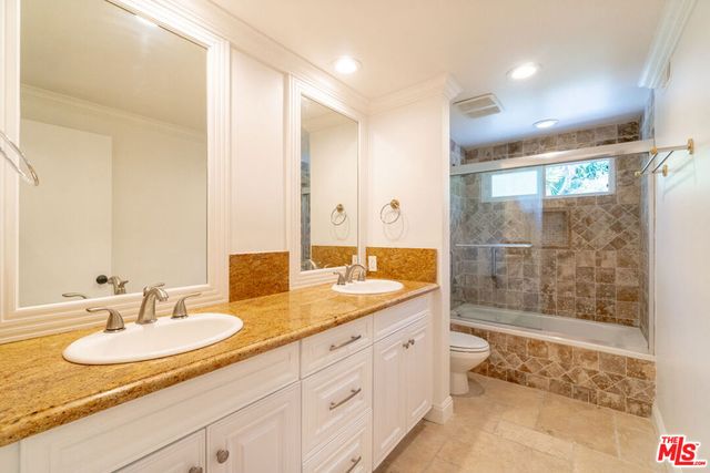 4220 Towhee Drive, Calabasas, CA 91302