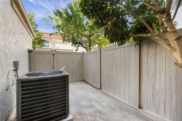 22158 James Alan Circle, Chatsworth, CA 91311