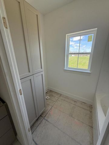 N51W18906 Quietwood DRIVE, Lannon, WI 53046