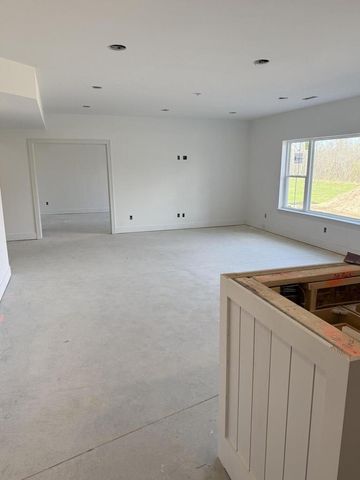 N51W18906 Quietwood DRIVE, Lannon, WI 53046