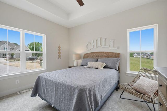 N51W18906 Quietwood DRIVE, Lannon, WI 53046