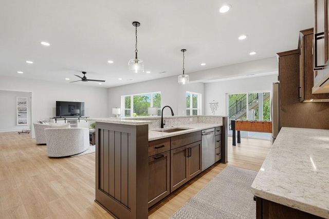 N51W18906 Quietwood DRIVE, Lannon, WI 53046