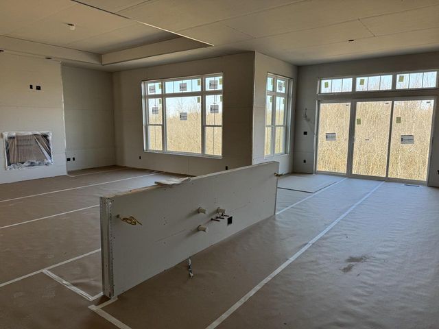 N51W18906 Quietwood DRIVE, Lannon, WI 53046