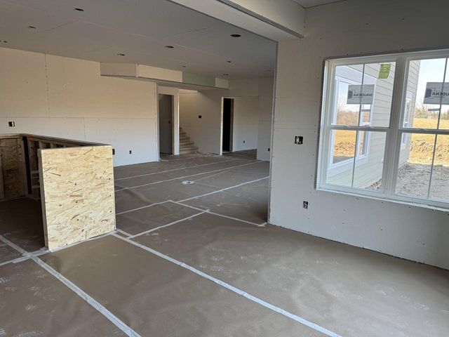 N51W18906 Quietwood DRIVE, Lannon, WI 53046