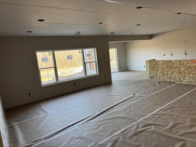 N51W18906 Quietwood DRIVE, Lannon, WI 53046