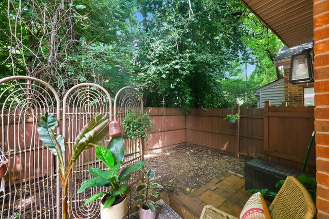 1438 Vintage Circle, Lexington, KY 40517