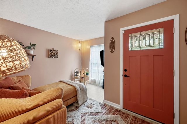 1438 Vintage Circle, Lexington, KY 40517