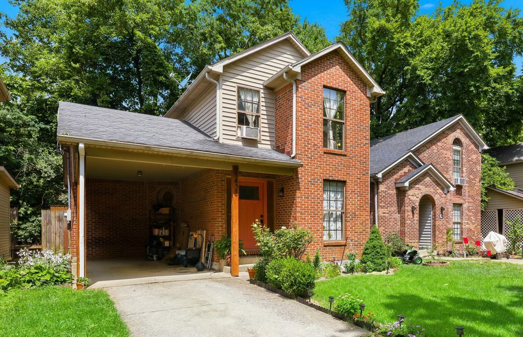 1438 Vintage Circle, Lexington, KY 40517