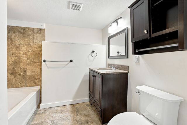 4111 Cottage Grove Avenue, Des Moines, IA 50311