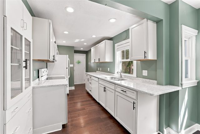 4111 Cottage Grove Avenue, Des Moines, IA 50311