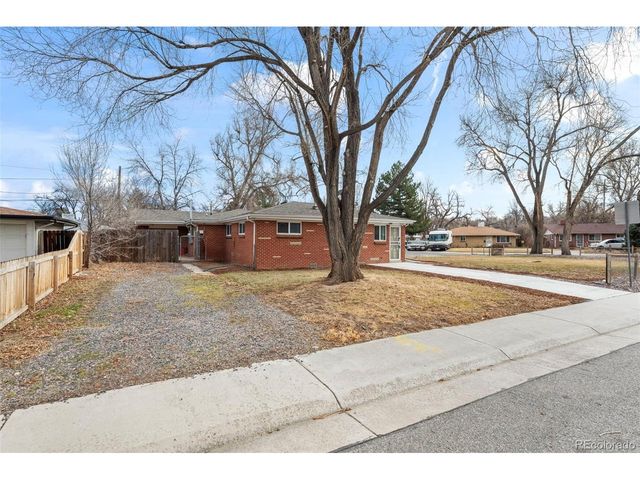 8793 W 46th Ave, Wheat Ridge, CO 80033
