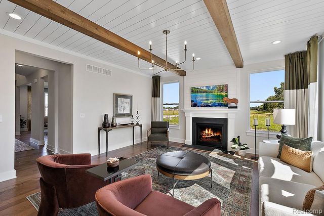 6167 N Trailwoods Drive, Scio Township, MI 48103