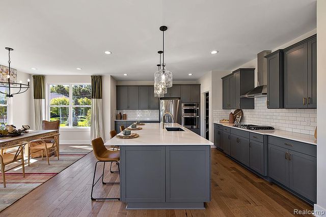 6167 N Trailwoods Drive, Scio Township, MI 48103