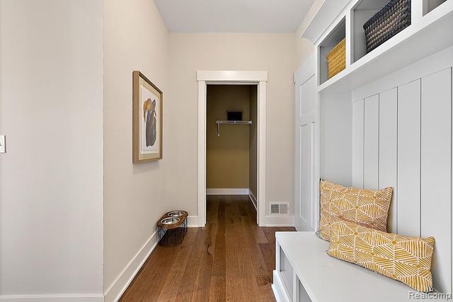 6167 N Trailwoods Drive, Scio Township, MI 48103