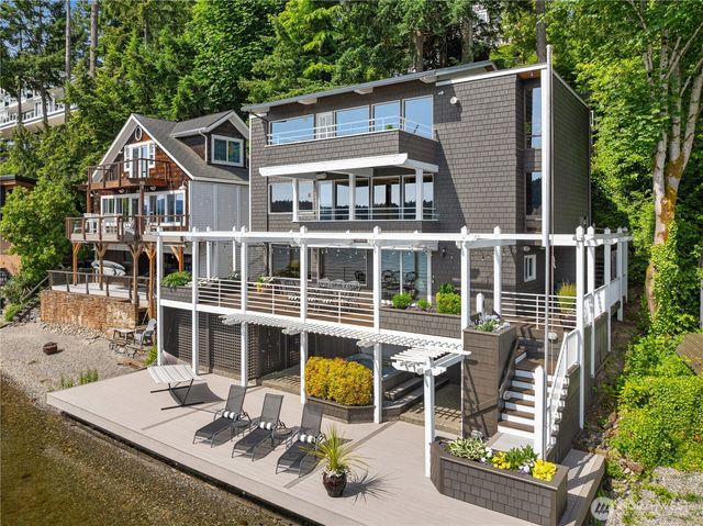 2240 W Lake Sammamish Pkwy NE, Redmond, WA 98052