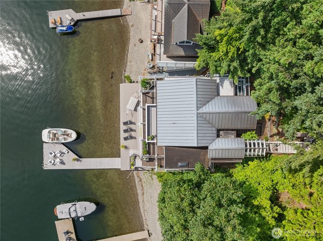 2240 W Lake Sammamish Pkwy NE, Redmond, WA 98052