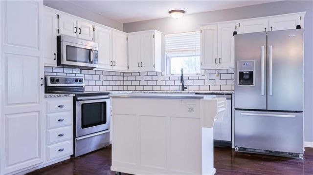 106 Shady Lane, Warrensburg, MO 64093